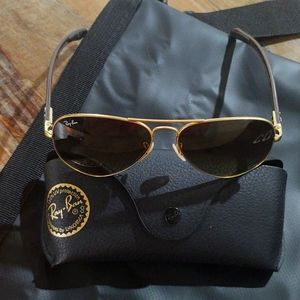 Ray-Ban Gold metal aviator